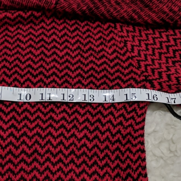 BB DAKOTA Debeney Striped Off-the-shoulder Sweater - Picture 11 of 13